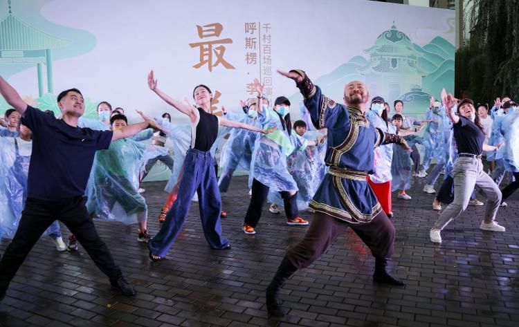 济南演出舞蹈商业街地址_济南舞蹈商业演出_济南舞蹈表演
