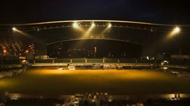 演唱会舞台搭建累不累_明星演唱会舞台搭建过程_大型演唱会舞台搭建